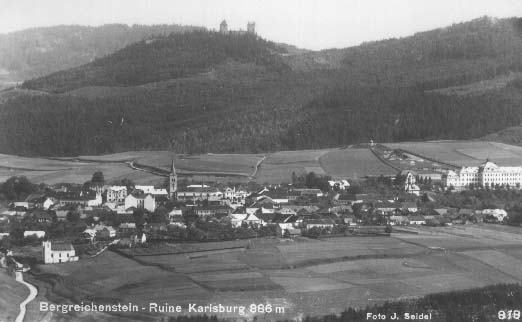 Celkov pohled s hradem v pozad  r.1932