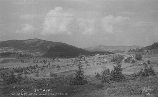 Pohled od Poledníku směrem ke Kašperským Horám r.1924