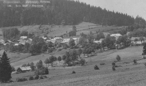 Celkov  pohled na esk leby se silnic na Stoec  r.1928